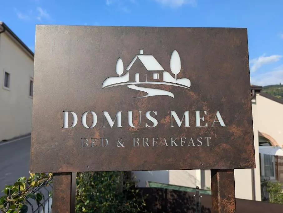 Domus Mea - Breakfast Included! Bed & Breakfast San Martino Buon Albergo 0*,  Italy