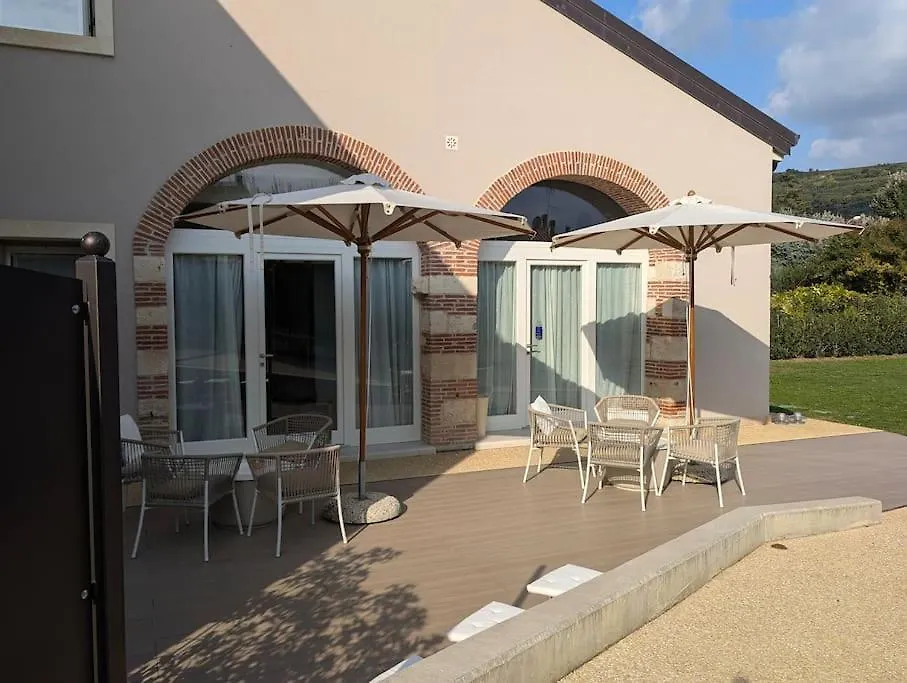 Domus Mea - Breakfast Included! Bed & Breakfast San Martino Buon Albergo 0*,  Italy